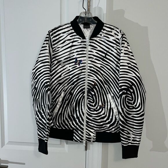 Jordan Butterfly Thumb Finger print Jumpman Black White Zipper Varsity Jacket M - Picture 1 of 13